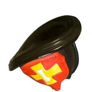 Princeton Gallery WHERE'S THE FIRE Firefighter Fireman Hat Porcelain Figurine‎